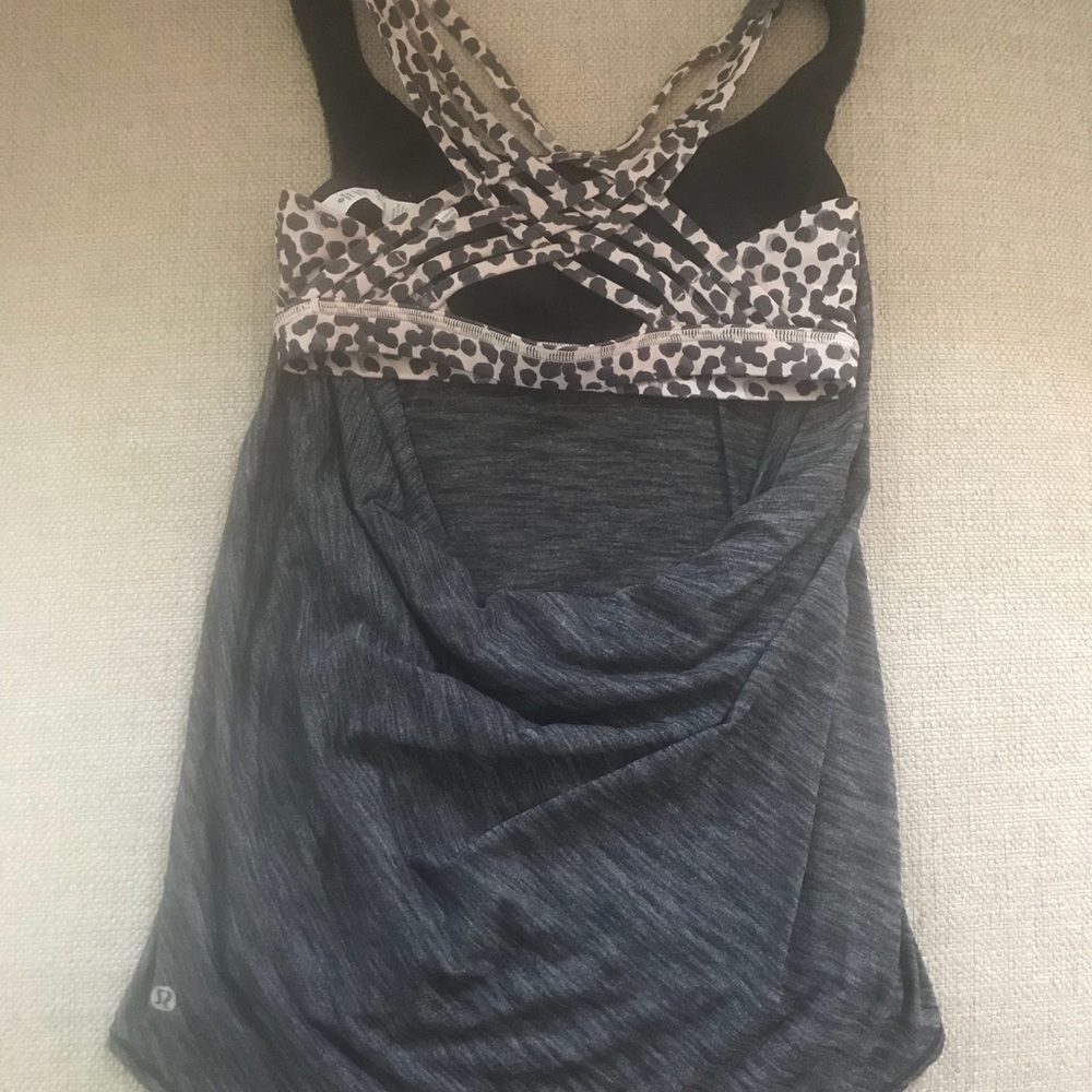 Lululemon Tank w/bra